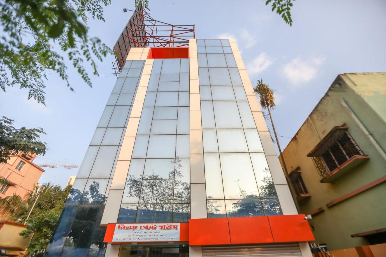 Oyo 62042 Niloy Guest House Jādabpur Esterno foto