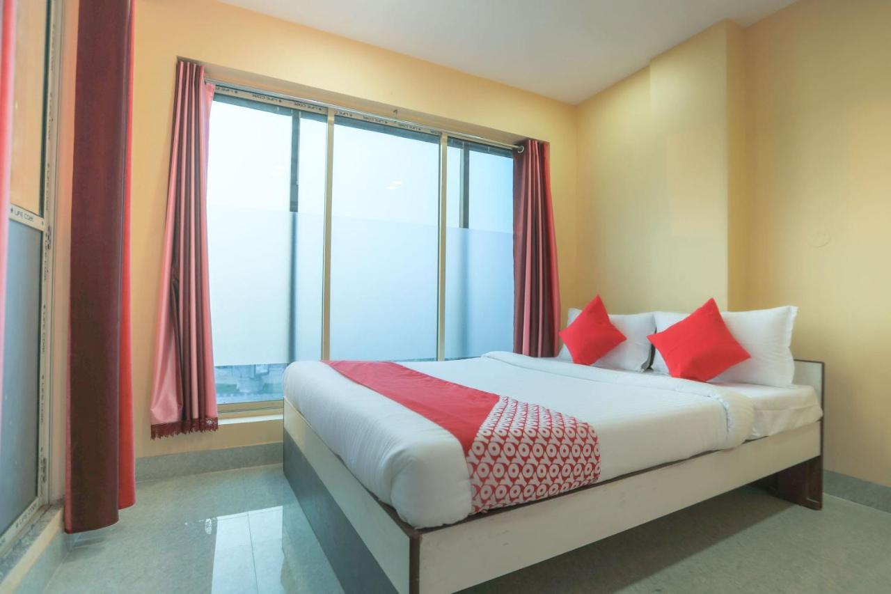 Oyo 62042 Niloy Guest House Jādabpur Esterno foto
