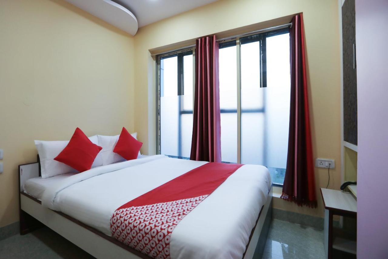 Oyo 62042 Niloy Guest House Jādabpur Esterno foto